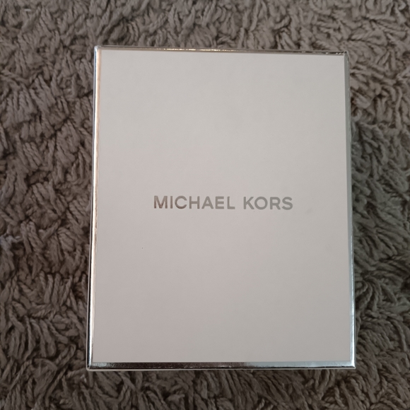 - Michael Kors Collection Mink & Fox Bag Charm NIB $290.00 Retail - Picture 3 of 5